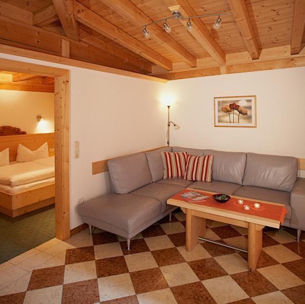 Apart Ehart Sankt Anton am Arlberg Oda fotoğraf